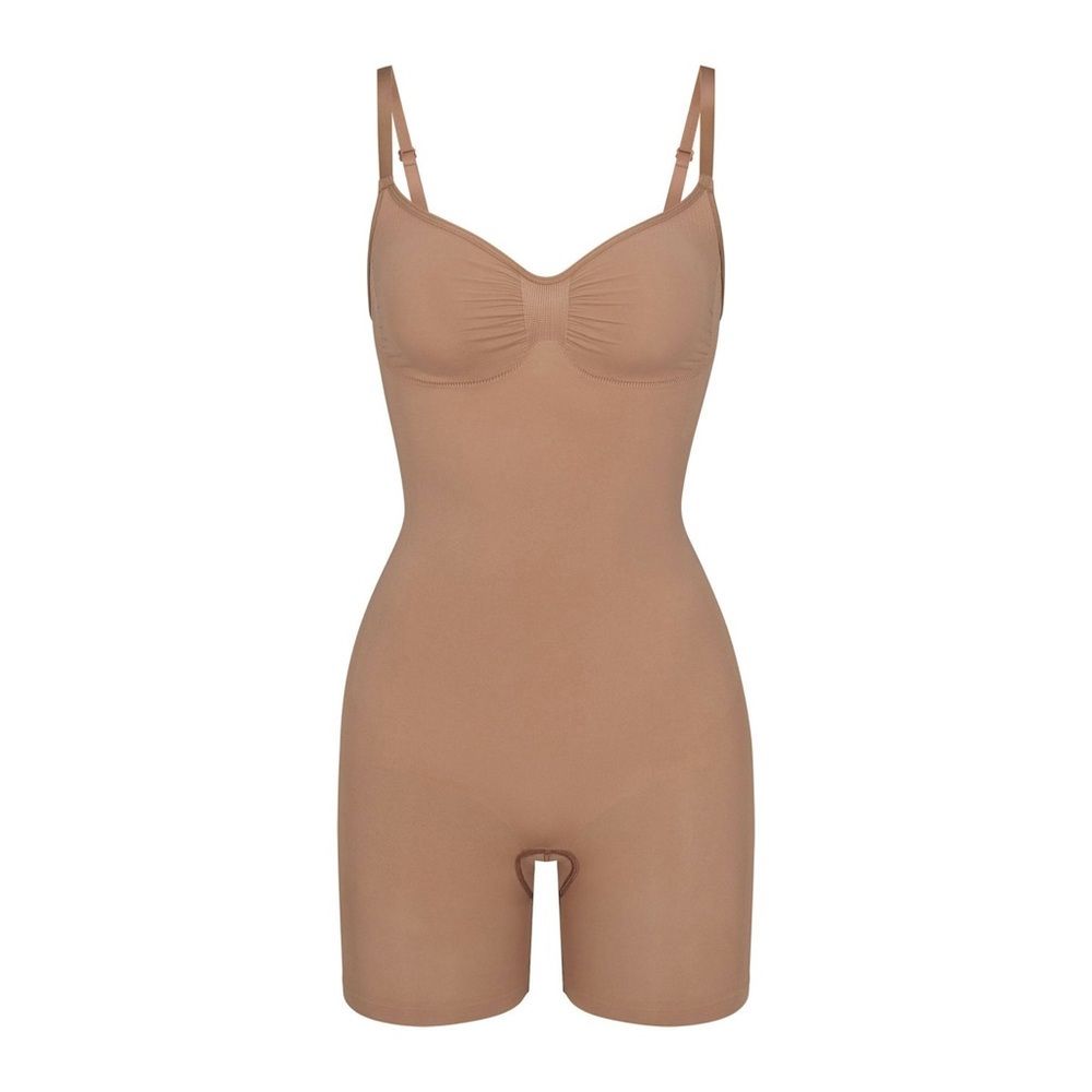 SKIMS Seamless Sculpt MID THIGH BODYSUIT